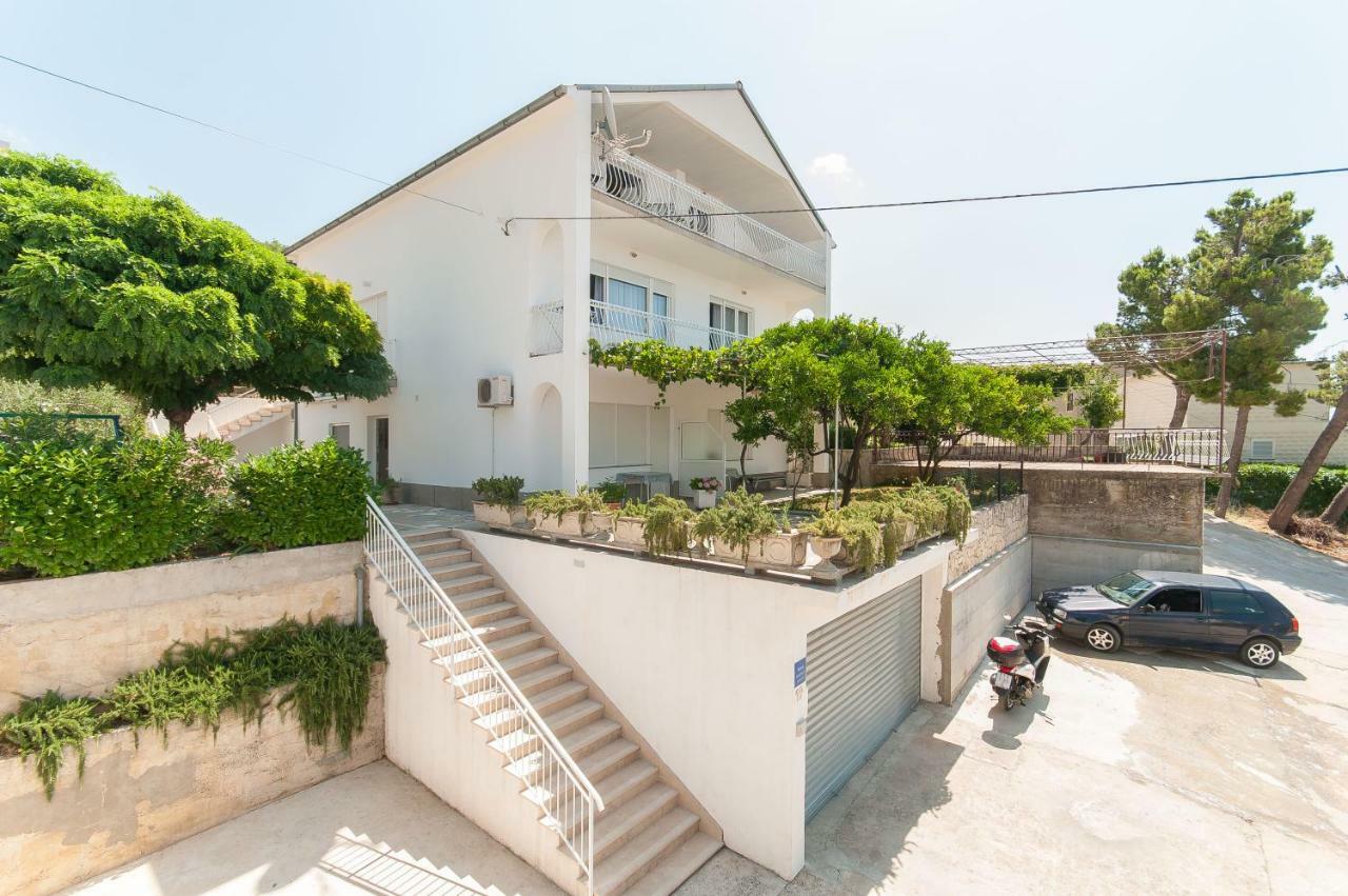 Modern Apartamento Duće Exterior foto